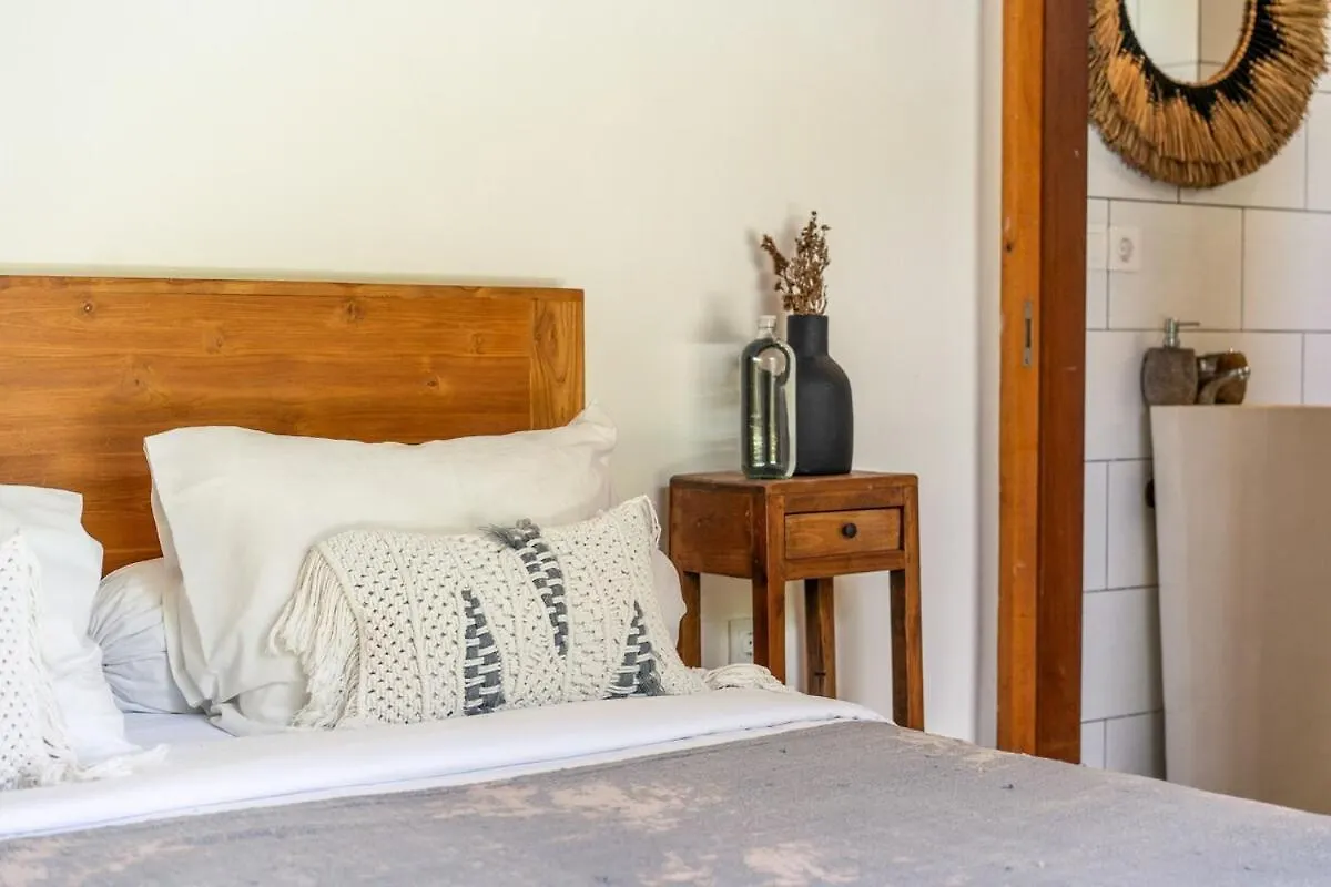 Villa 3Br Green Oasis Downtown Berawa Canggu