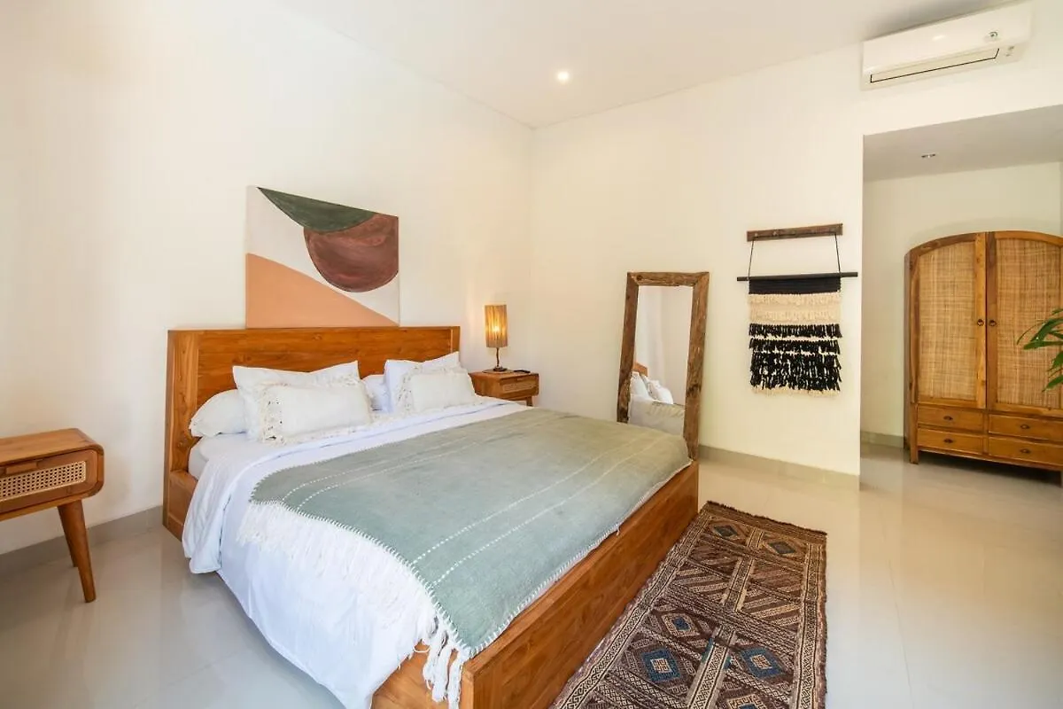 Villa 3Br Green Oasis Downtown Berawa Canggu Indonesia
