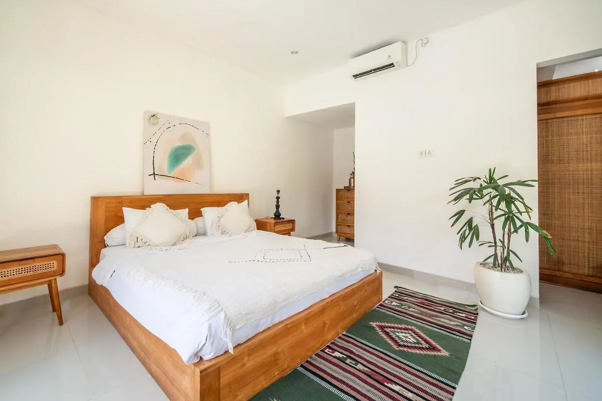 Villa 3Br Green Oasis Downtown Berawa Canggu