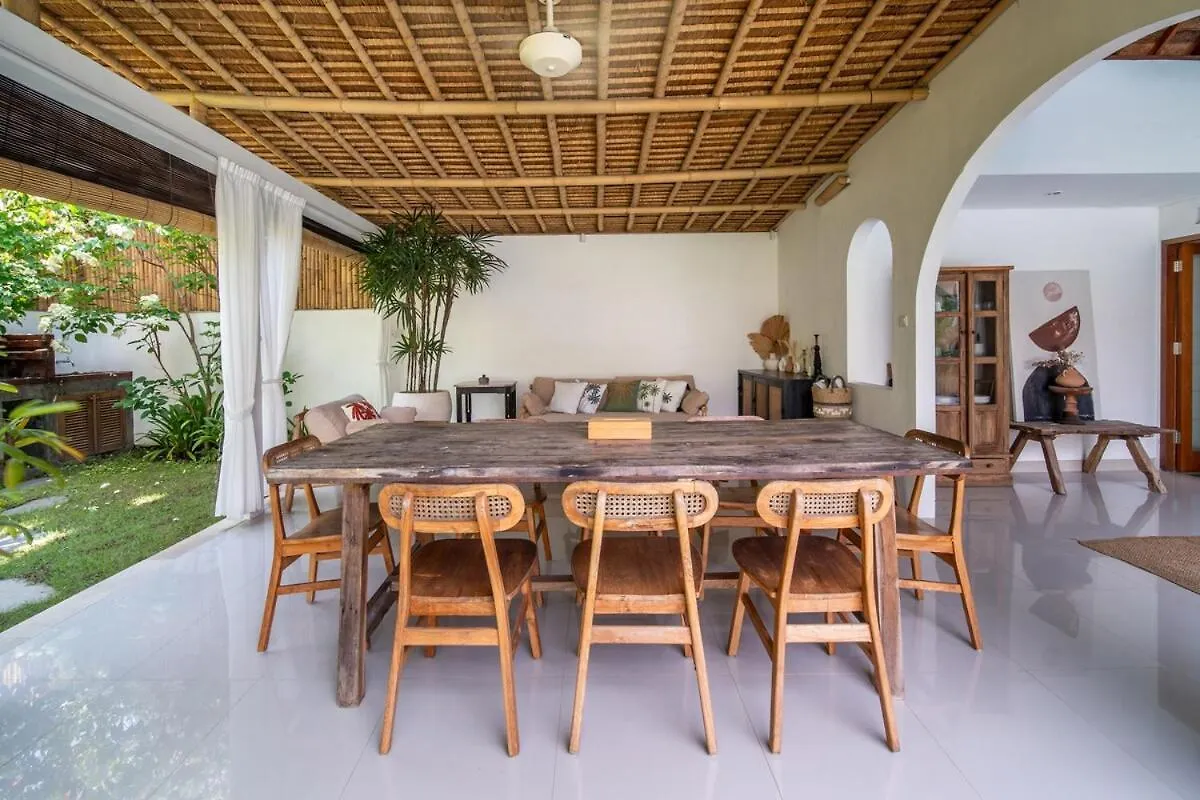 3Br Green Oasis Downtown Berawa Canggu Villa