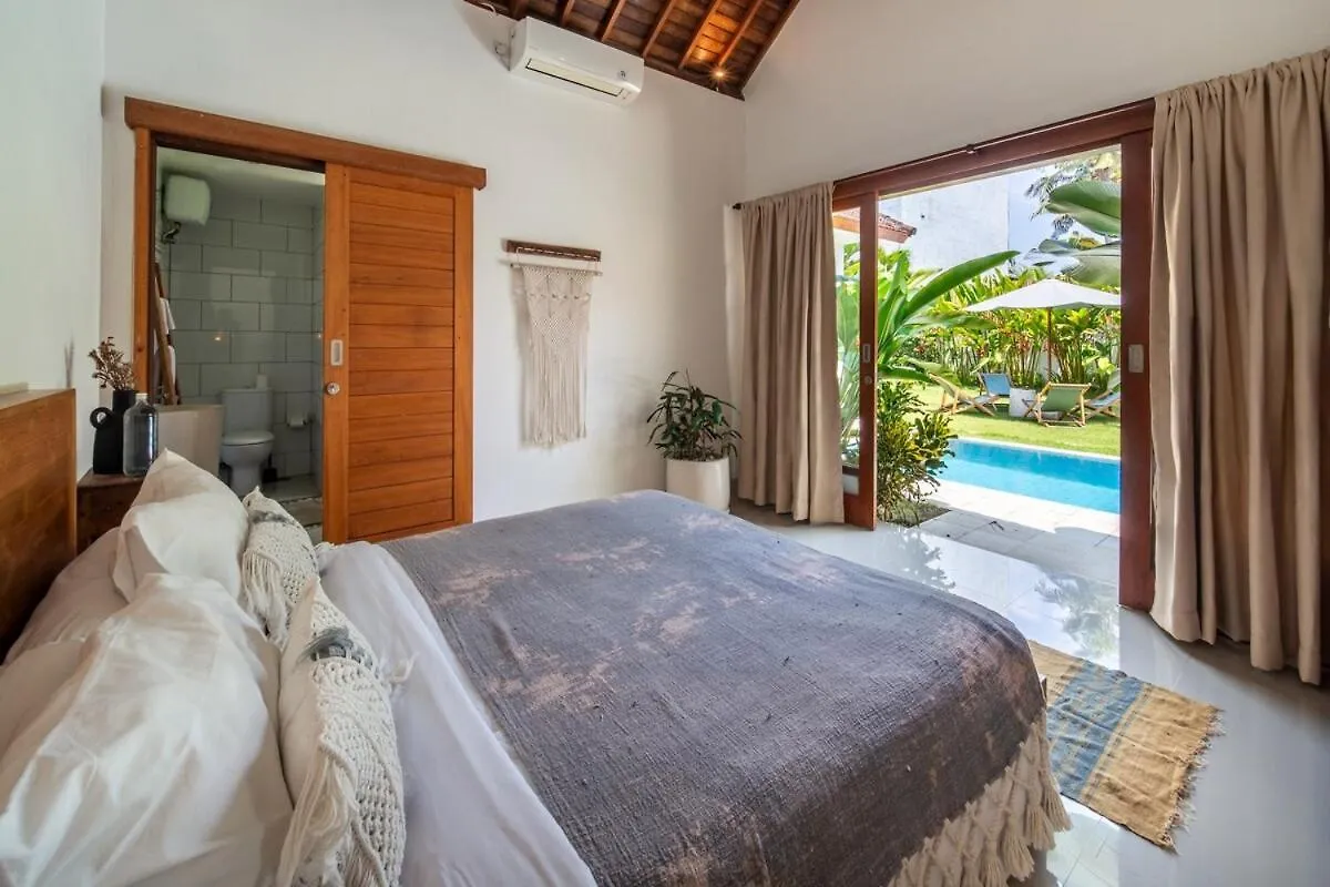 Villa 3Br Green Oasis Downtown Berawa Canggu